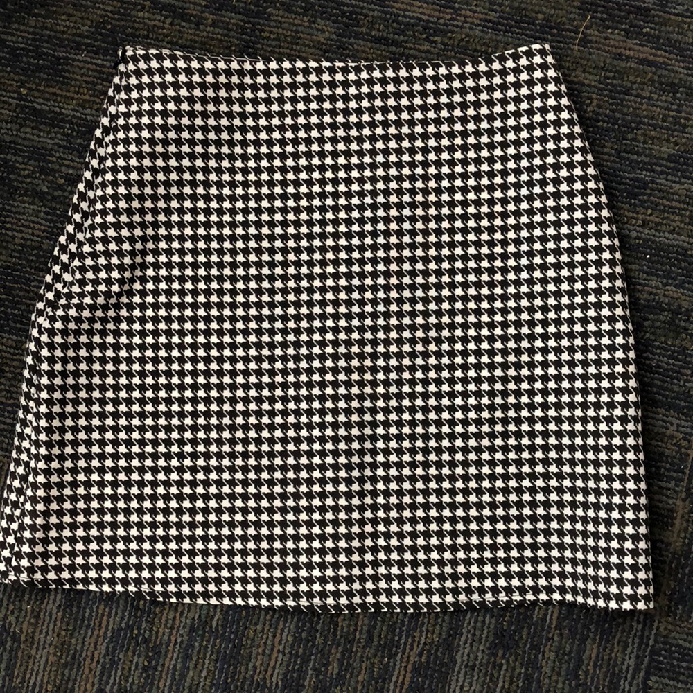 Boohoo mini skirt